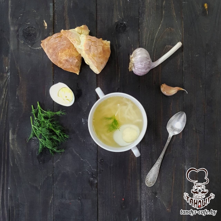 Бульон с курицей,яйцом и зеленью 270гр.